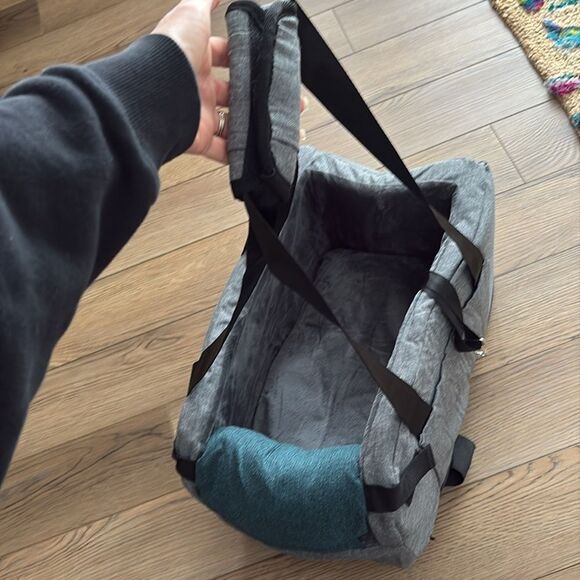 Urijk dog/pet car/travel console seat and pet carrier NEW - Picture 10 of 11